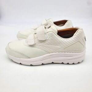Brooks Shoes Women 9B Addiction Walker V-Strap 2 White Velcro